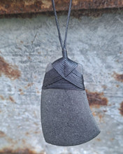 Ōnawa Pyramid Engraved Toki