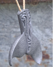 Ōnawa Small Whale Tail