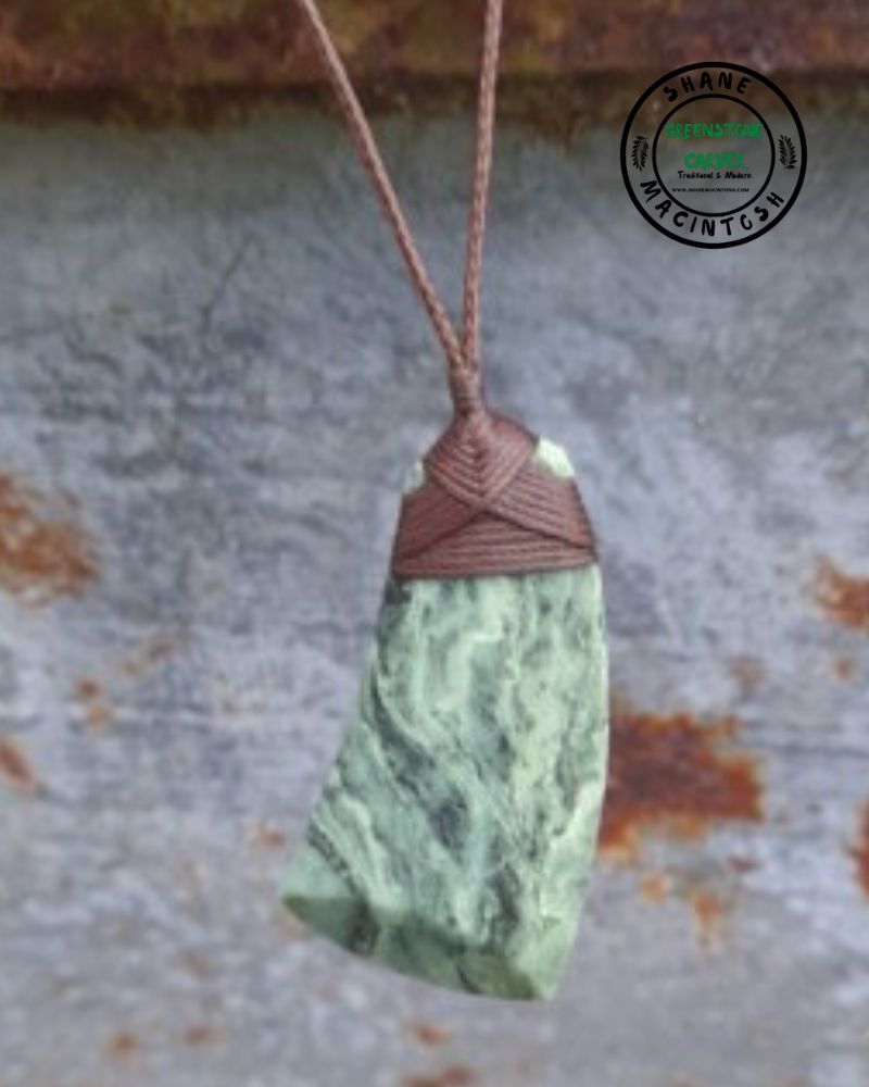 Medium Serpentine Curved Toki