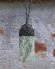 Lashed Medium Serpentine Toki