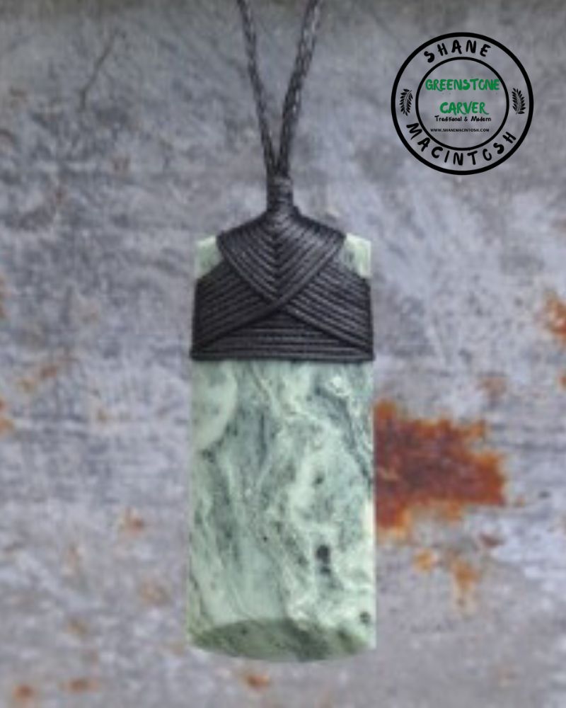 Lashed Medium Serpentine Toki