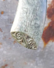 Large Curved Engraved Edged Toki